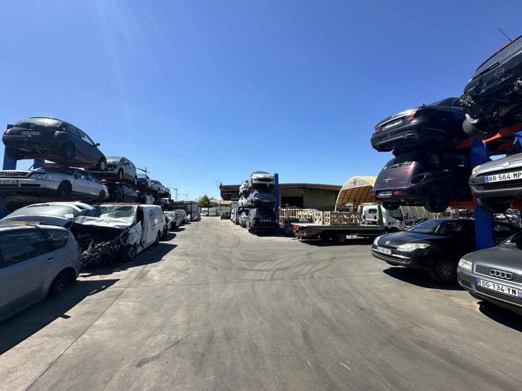 PAD une nouvelle génération de "Casse" ici le stockage des épaves